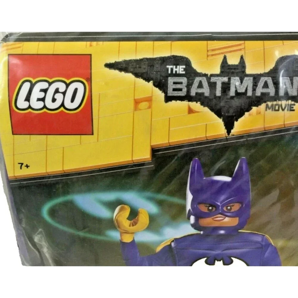 Batgirl LEGO Movie Deluxe Girls Costume M 7–8 – Tunic Cape Mask Mitts -No Pants - Picture 12 of 16